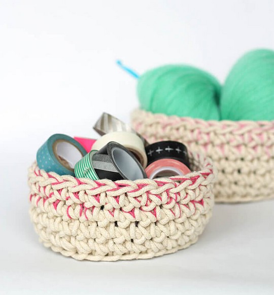 Color Block Crochet Baskets Free Pattern