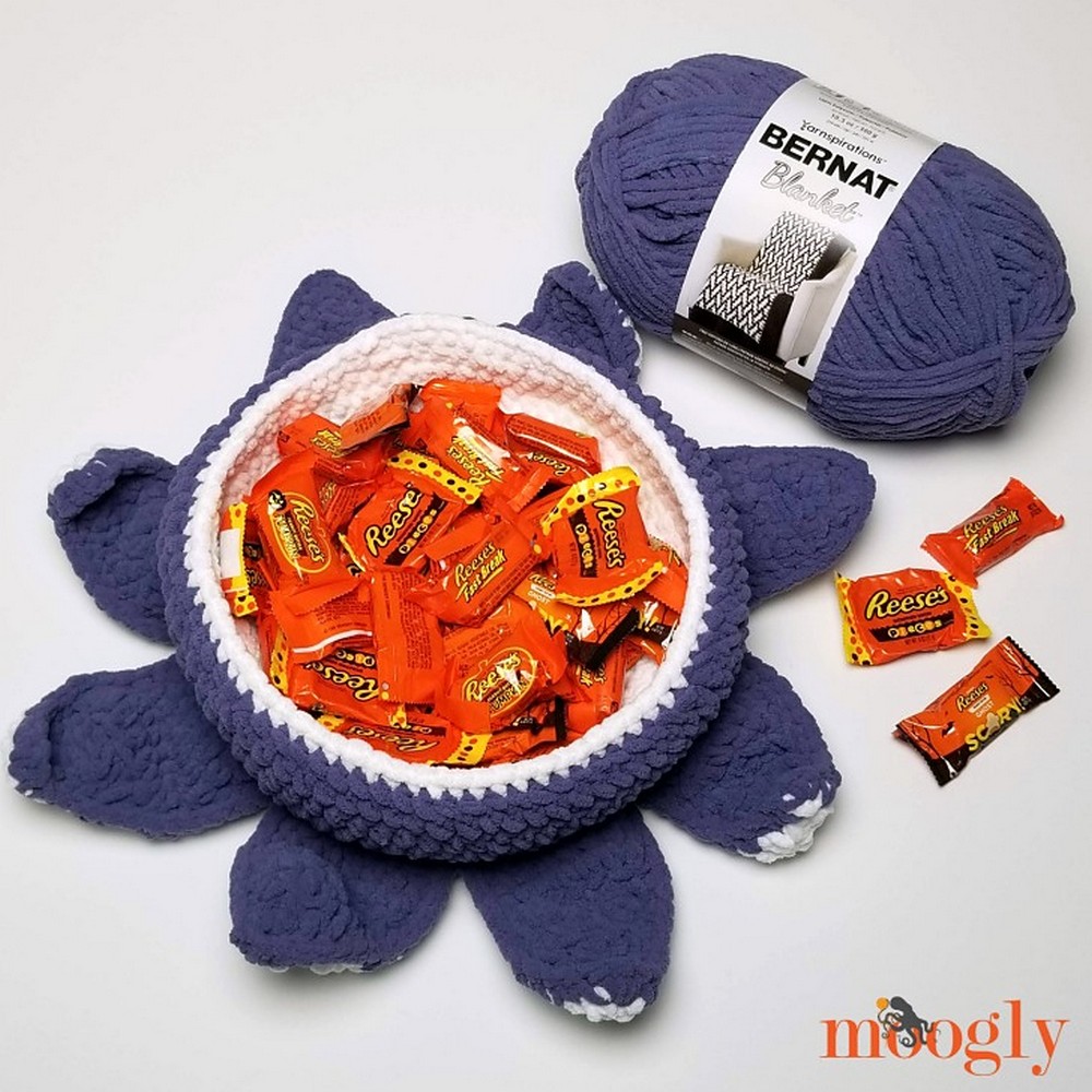 Crochet Halloween Tentacle Candy Bowl