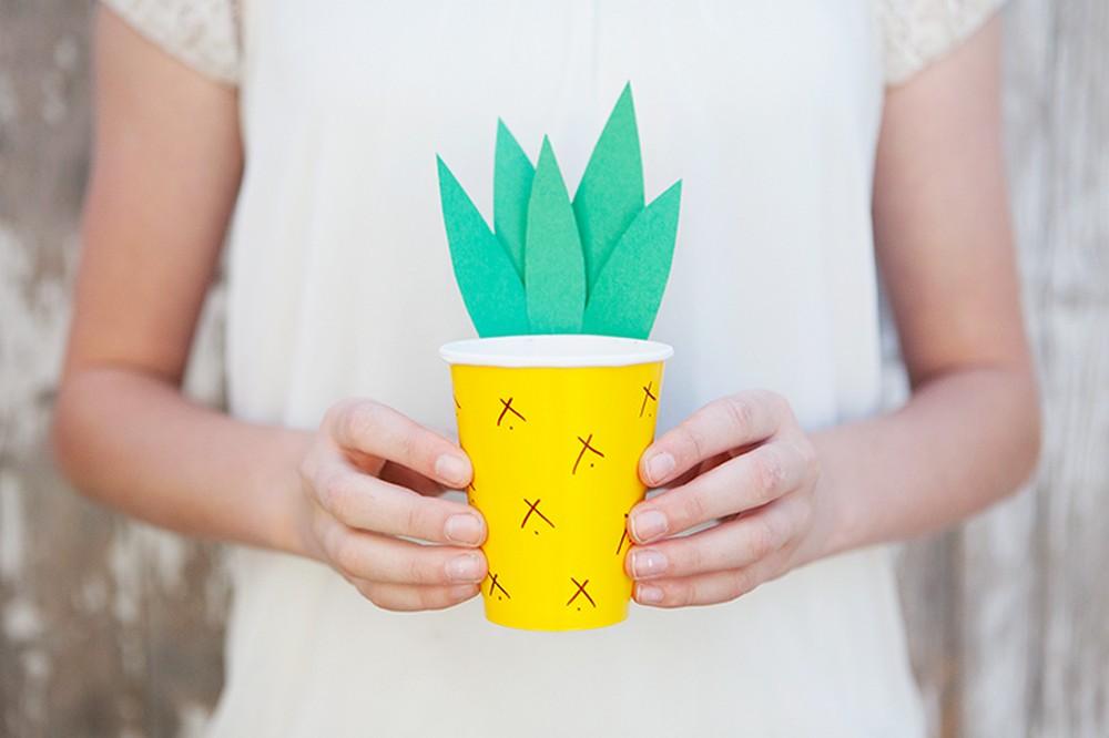 DIY Pineapple Decor Cup Idea