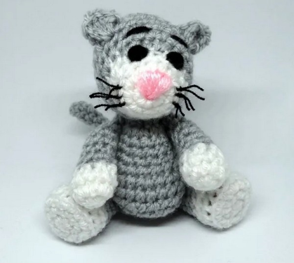 Crochet Maisy Cat Pattern