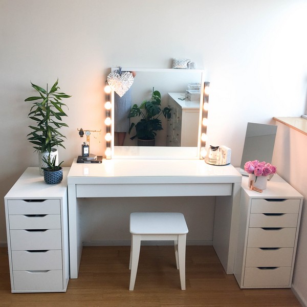 How To Build A Makeup Vanity With Lights