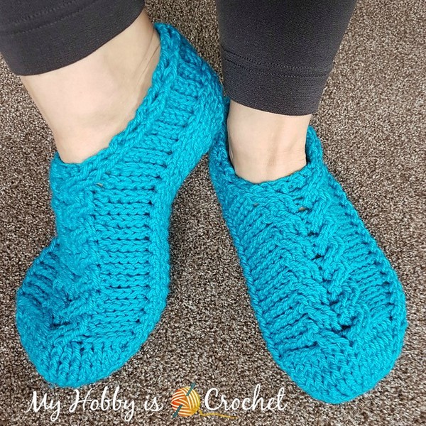 Free Crochet Chic Cable Slippers