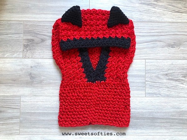 Free Crochet Hooded Fox Cowl