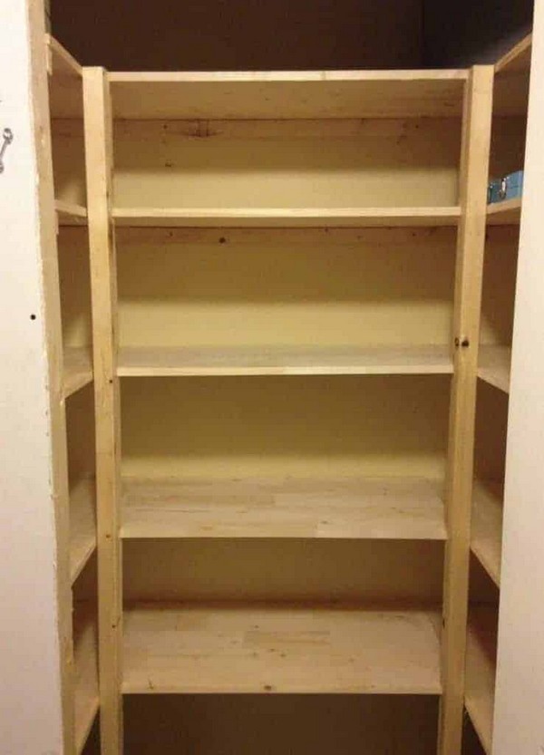 Kitchen Pantry Shelves to DIY