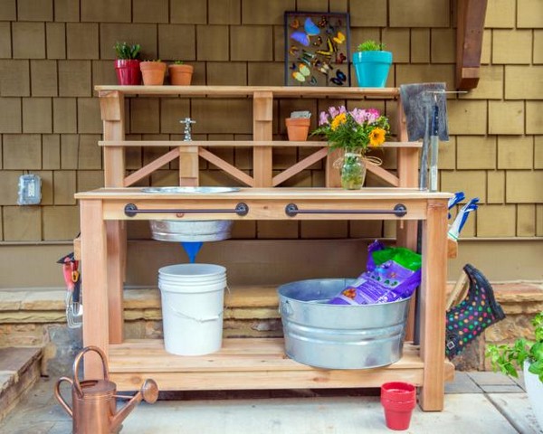 DIY Potting Bench With Sink