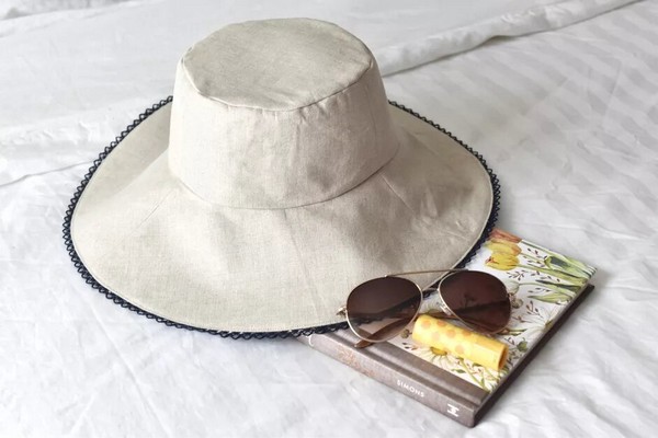 How to Sew a Reversible Sun Hat