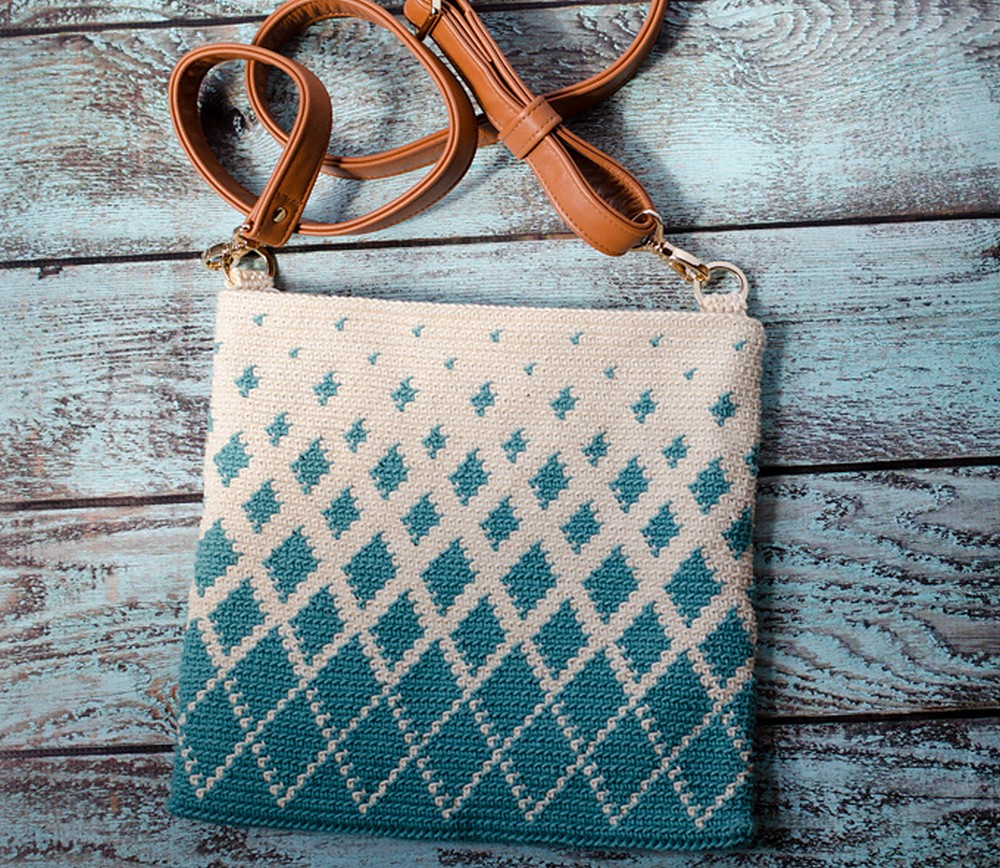 Titan Tapestry Crochet Bag Pattern