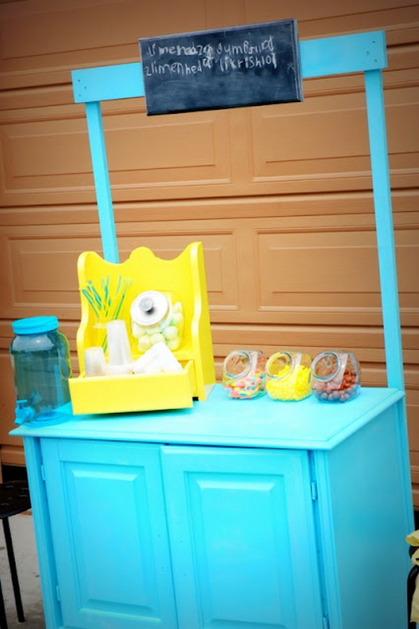 What Do You Need To Make A Lemonade Stand
