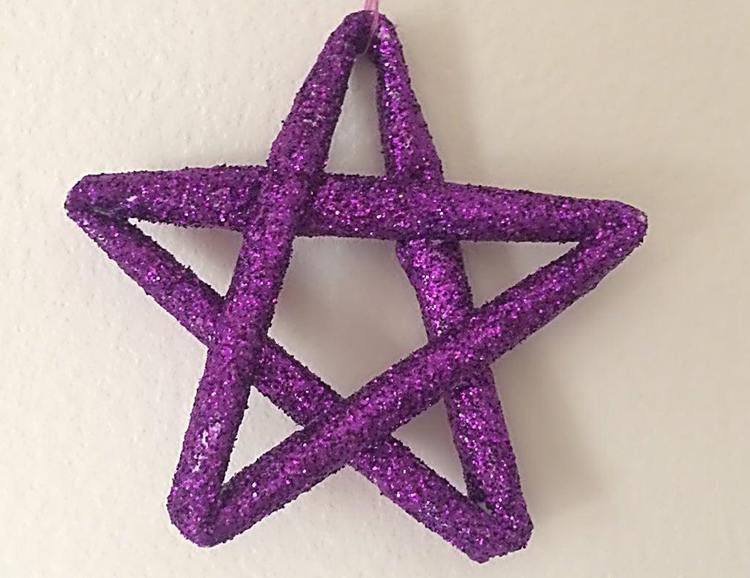 DIY Christmas Ornaments Glittering Stars