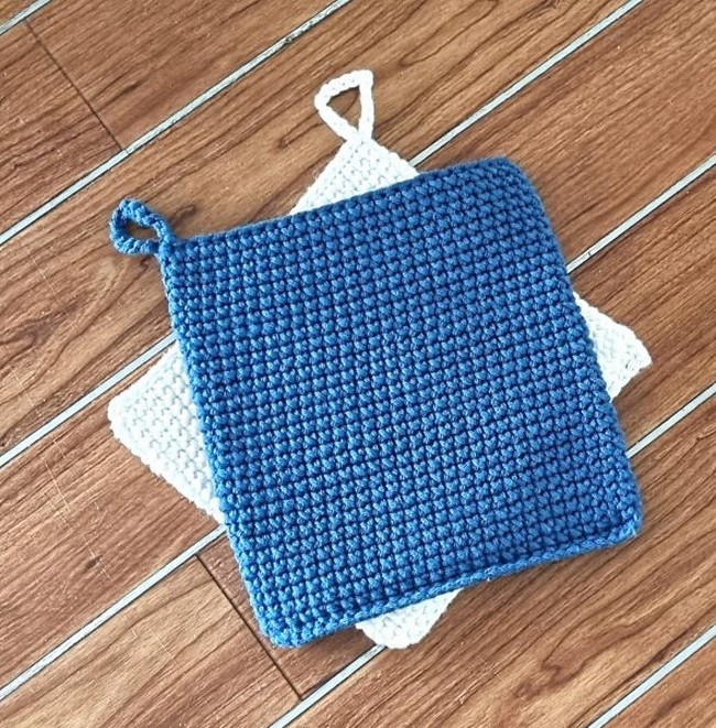  Modern Crochet Potholder Pattern With Single Cross Stitch