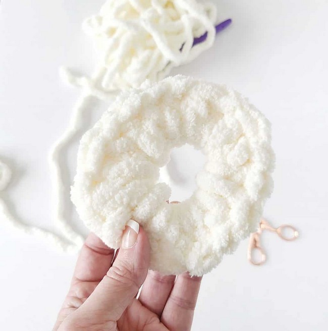 Crochet Scrunchie Chunky Yarn Pattern