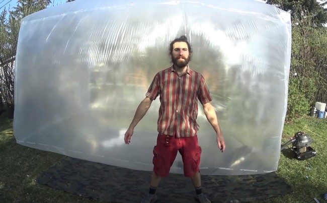 How To Make A Plastic Bubble Fort For Almost Free