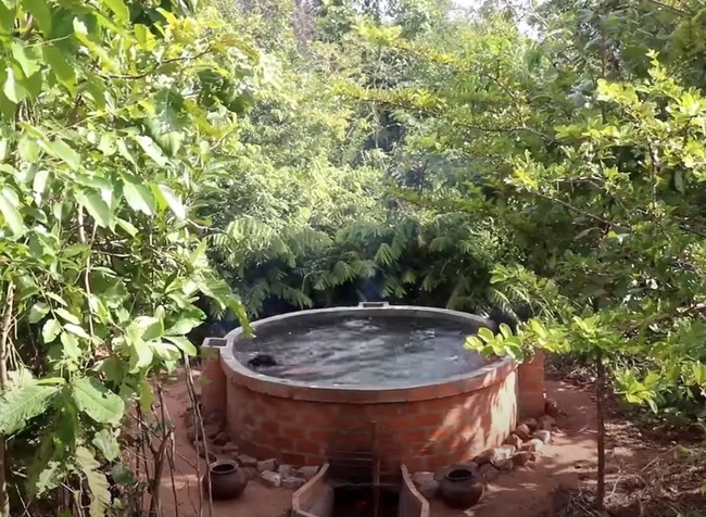 Building An Ancient Hot Tub With Primitive Skills