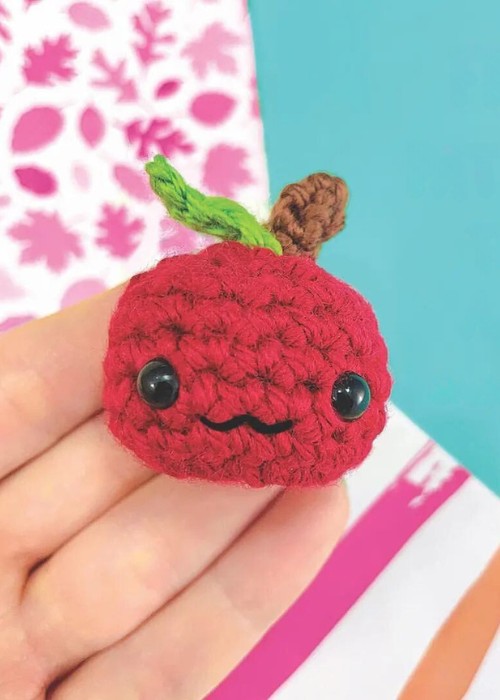 Crochet Tiny Apple Pattern