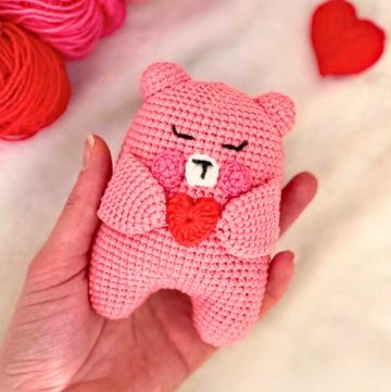 Crochet Valentine Bear