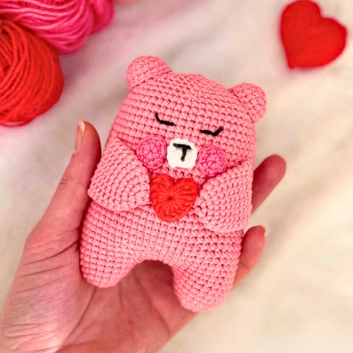 Crochet Valentine Bear