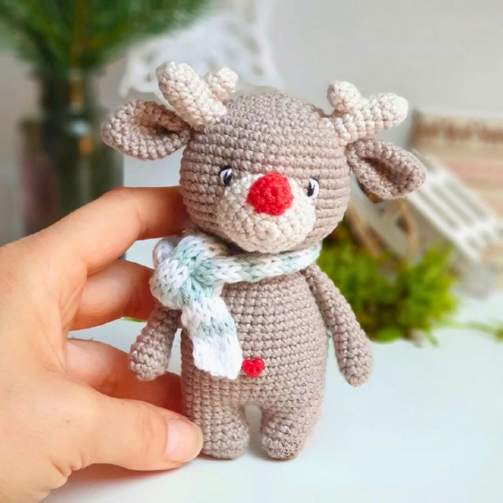 Crochet Reindeer Amigurumi Pattern
