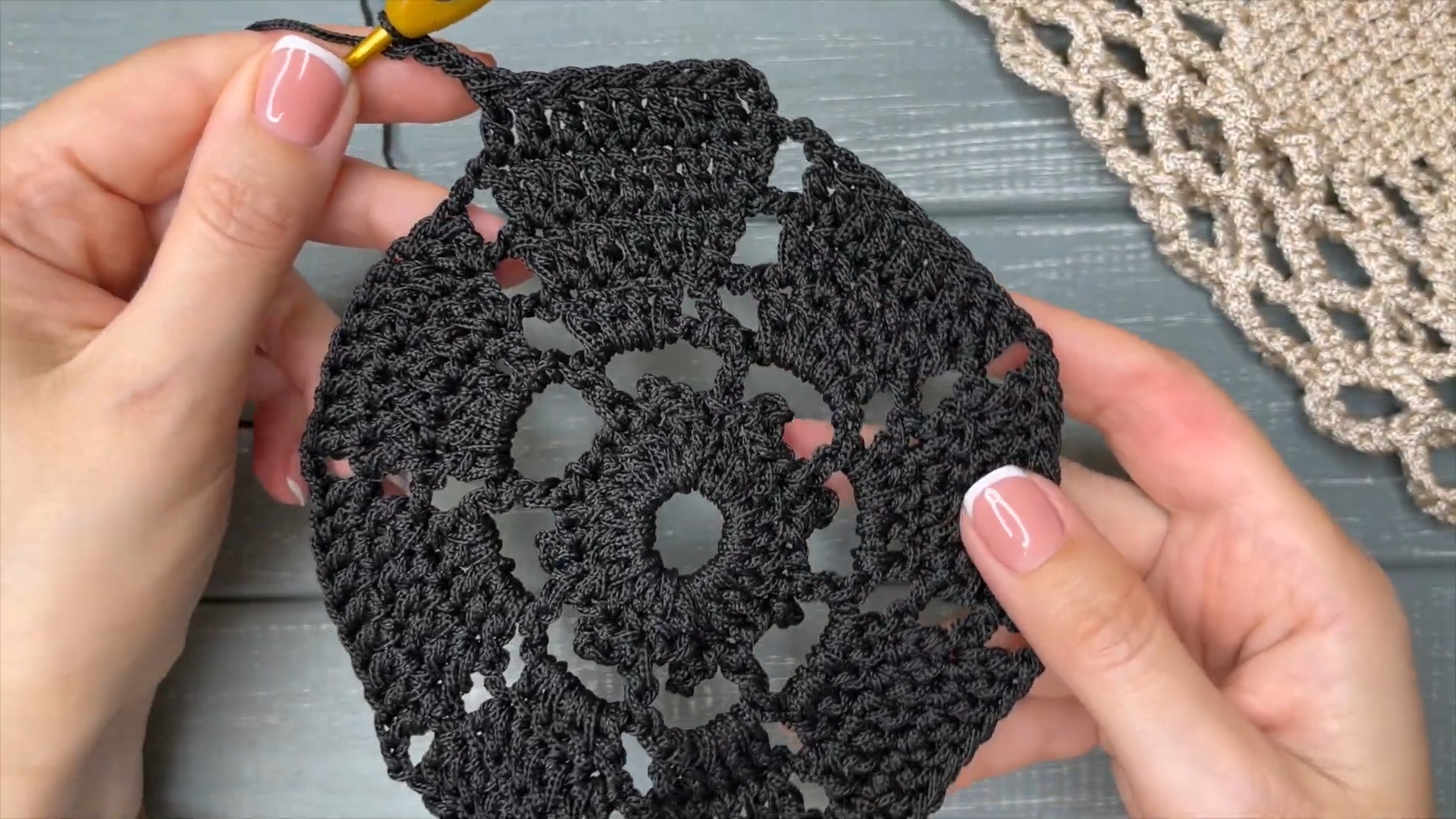Stylish and Functional Crochet Net Bag Pattern