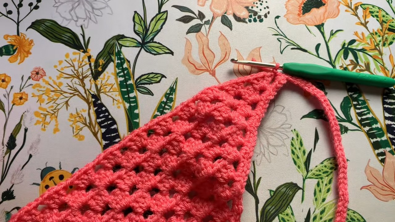 Stylish & Beautiful Crochet Bandana Pattern