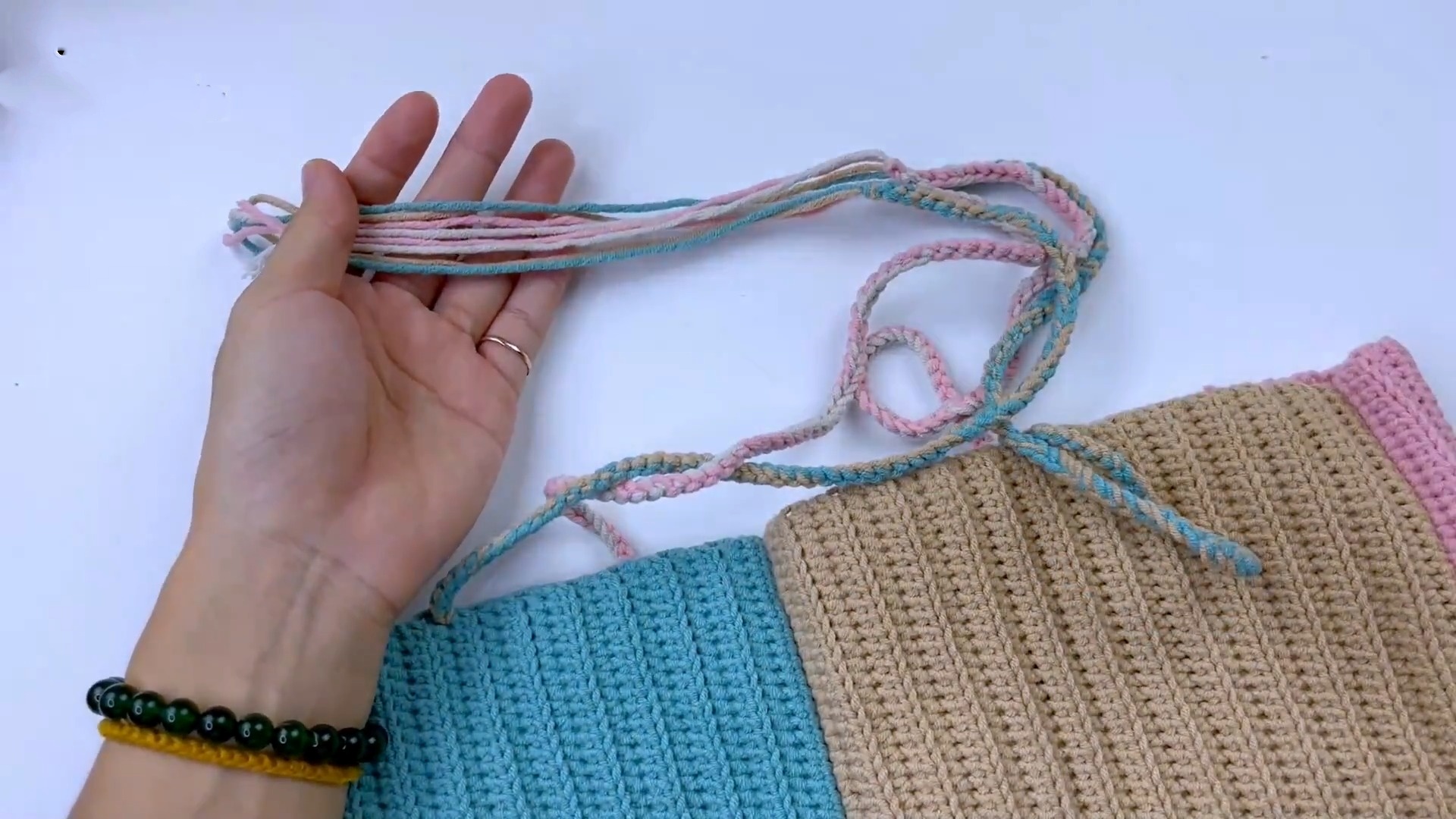 Crochet a Stylish Mesh Top: Easy Guide for Beginners