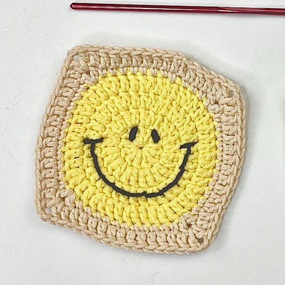 How to Crochet a Smile Emoji Square Coaster Pattern
