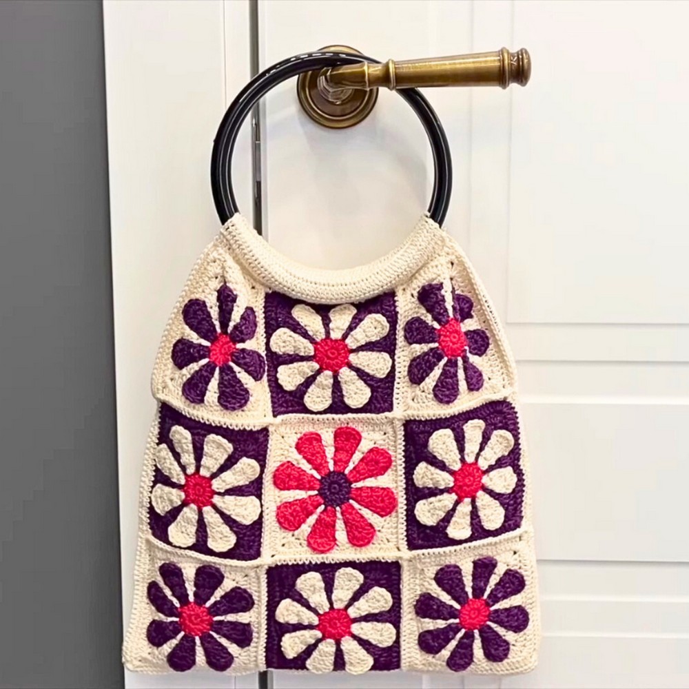 Retro Crochet Bag with Round Handles Pattern