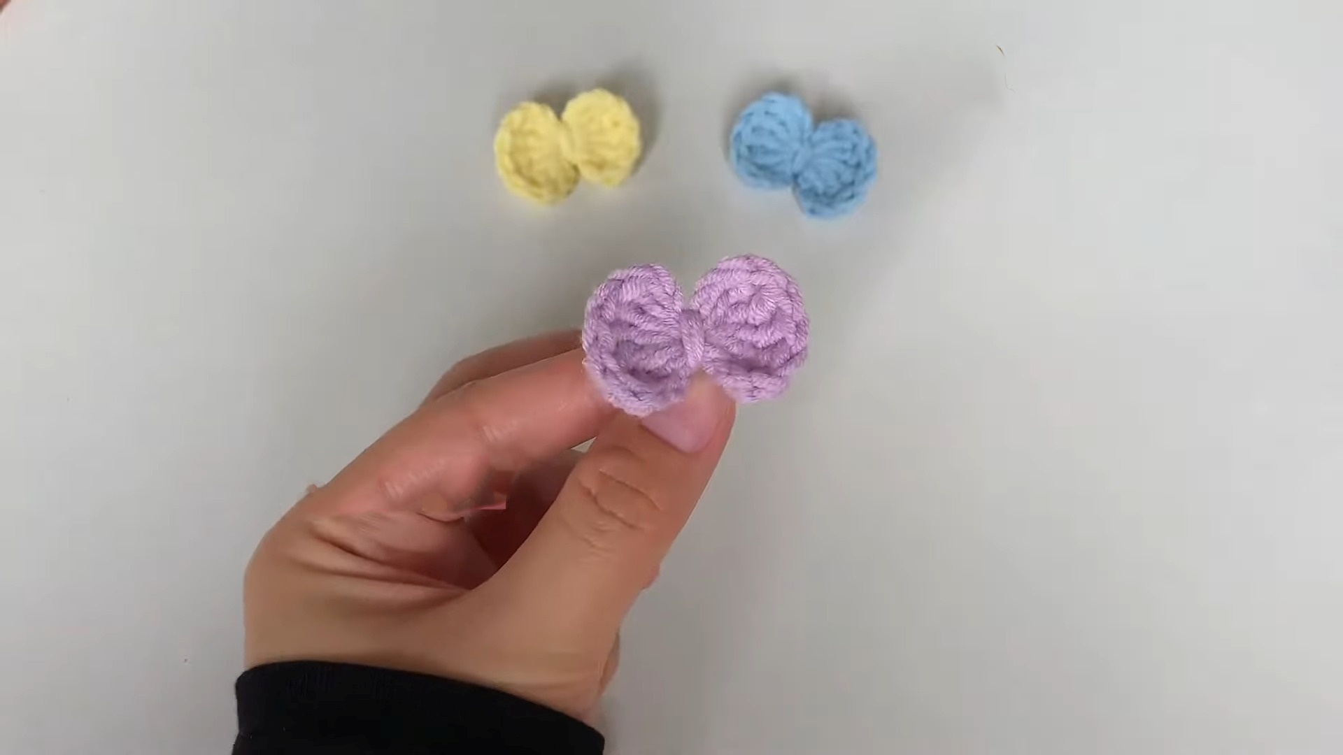 Crochet a Small Bow: Simple Step-by-Step Guide