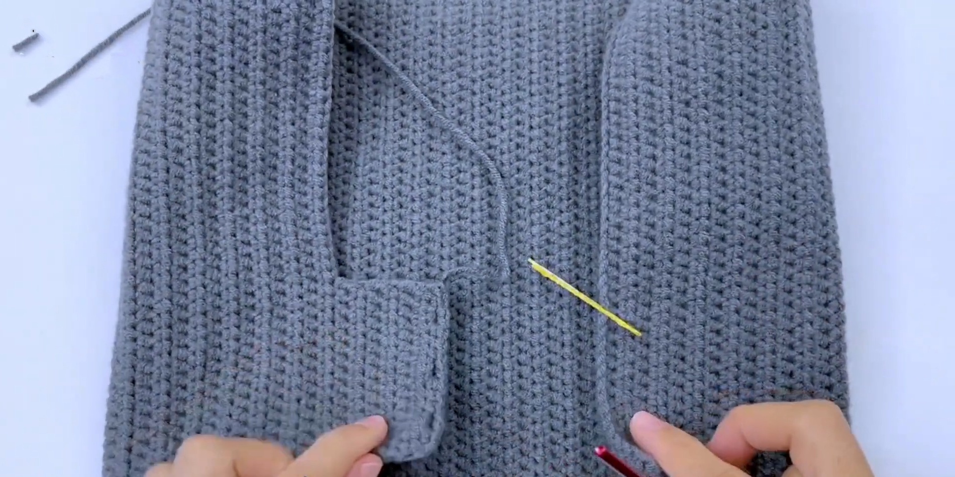 Stylish Crochet Crop Top Pattern - Beginner-Friendly Design