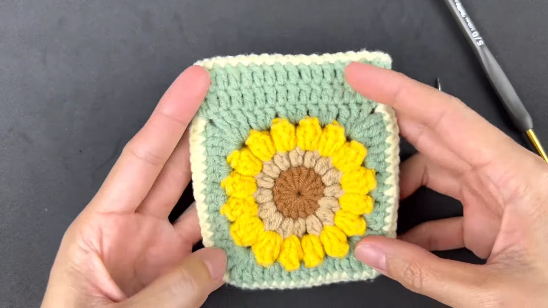 Create a Vibrant Sunflower-Inspired Drawstring Bag