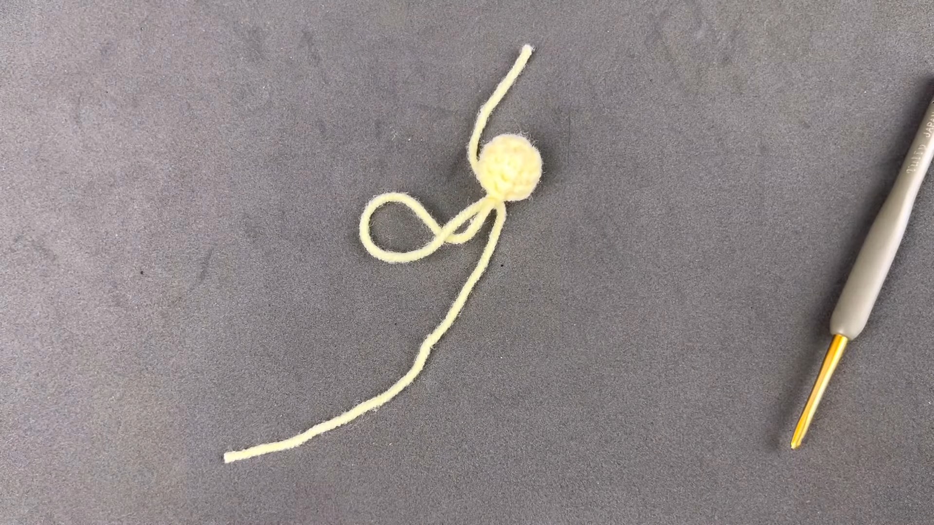 Create a Vibrant Sunflower-Inspired Drawstring Bag