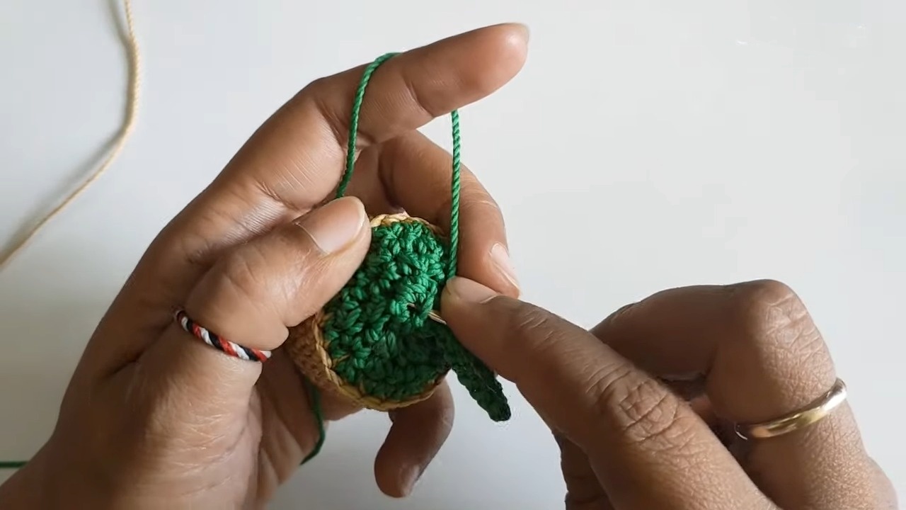 Simple Crochet Flower Design for Beg