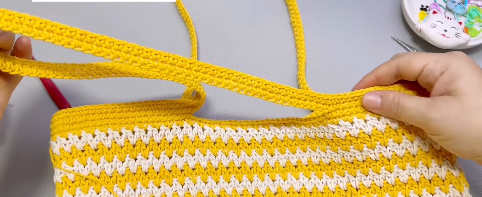 Crochet a Unique Shoulder Bag Pattern