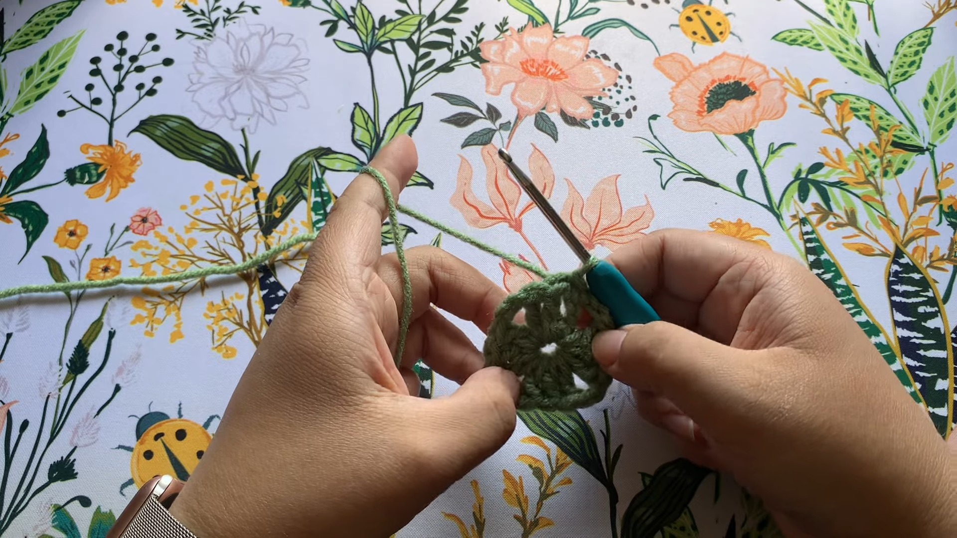 Learn to Crochet a Mitered Granny Square