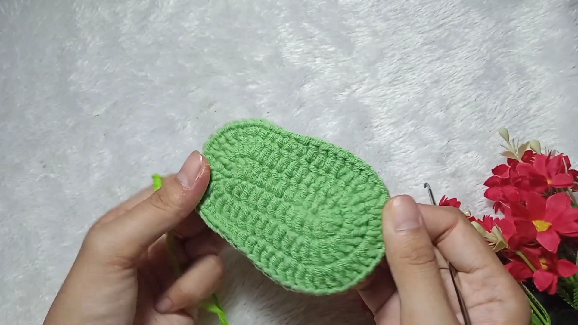 How to Crochet Adorable Baby Shoes