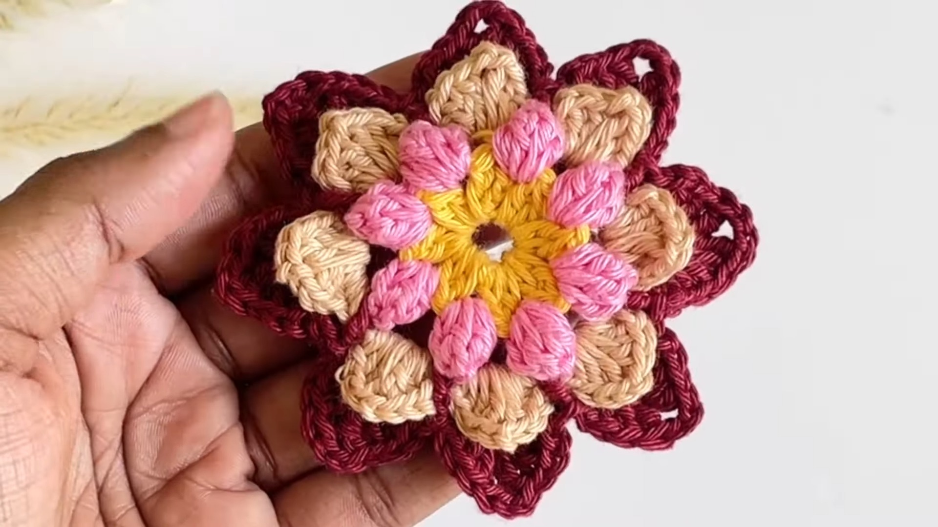 Crochet a Beautiful Water Lily Flower Pattern