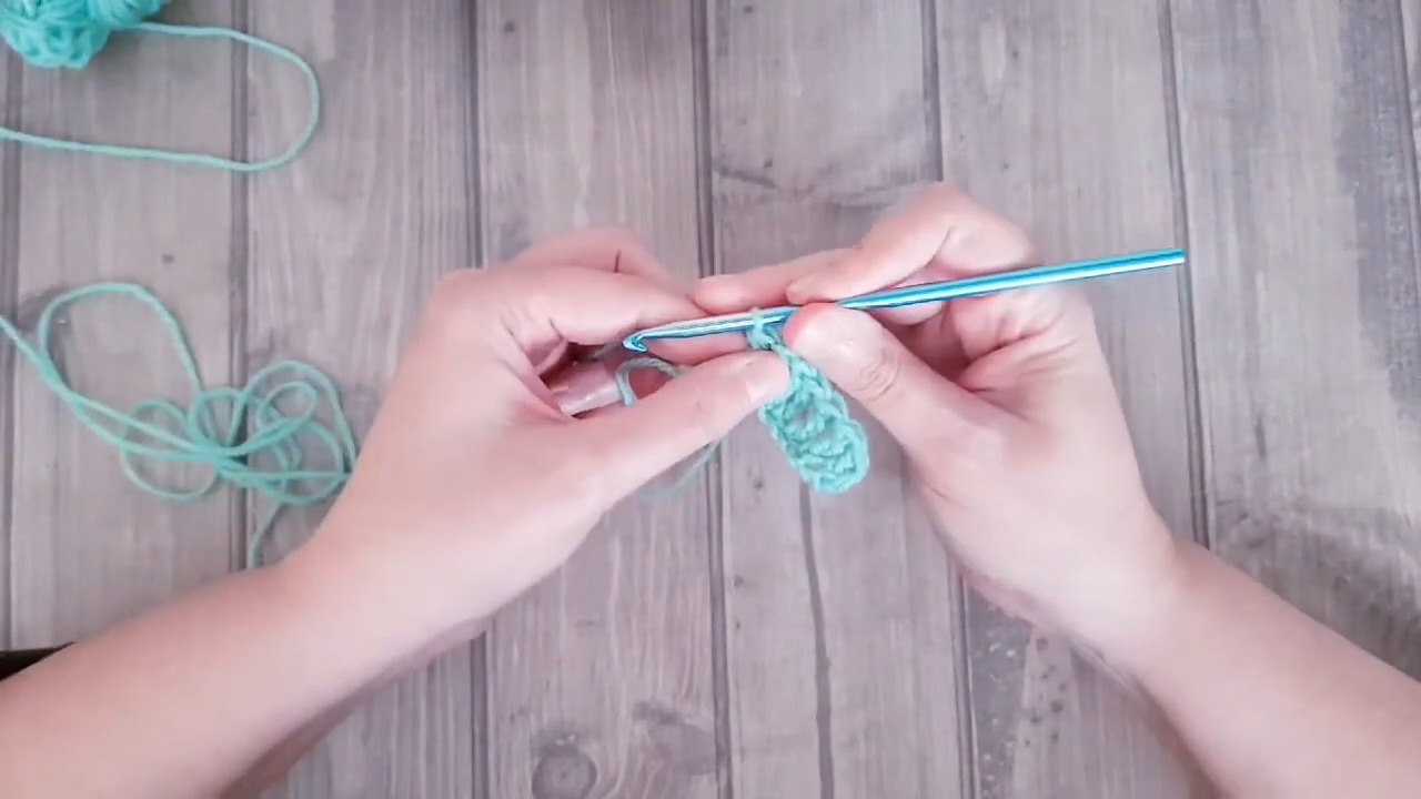 Crochet a Leaf Applique Pattern: Quick and Beautiful
