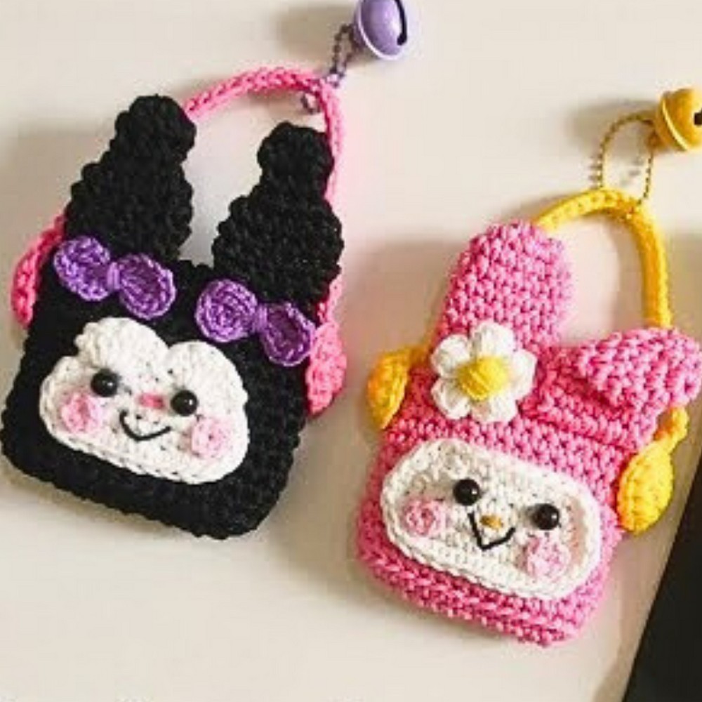 Stylish and Practical Mini Purse Crochet Pattern