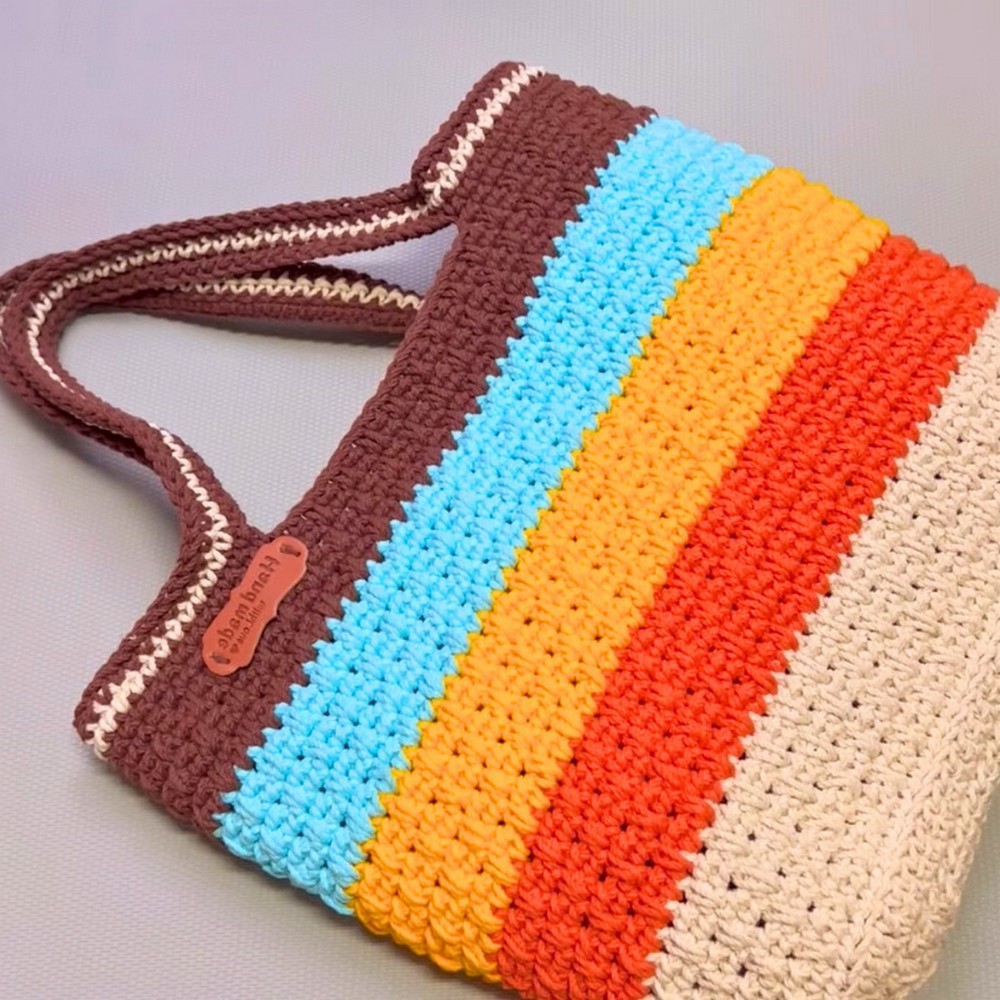 Crochet a Sturdy Handbag Pattern