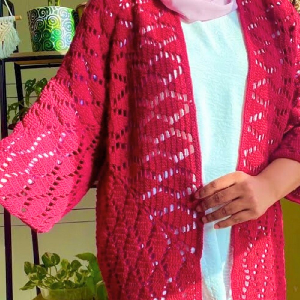 How to Crochet a Leafy Hexagon Cardigan