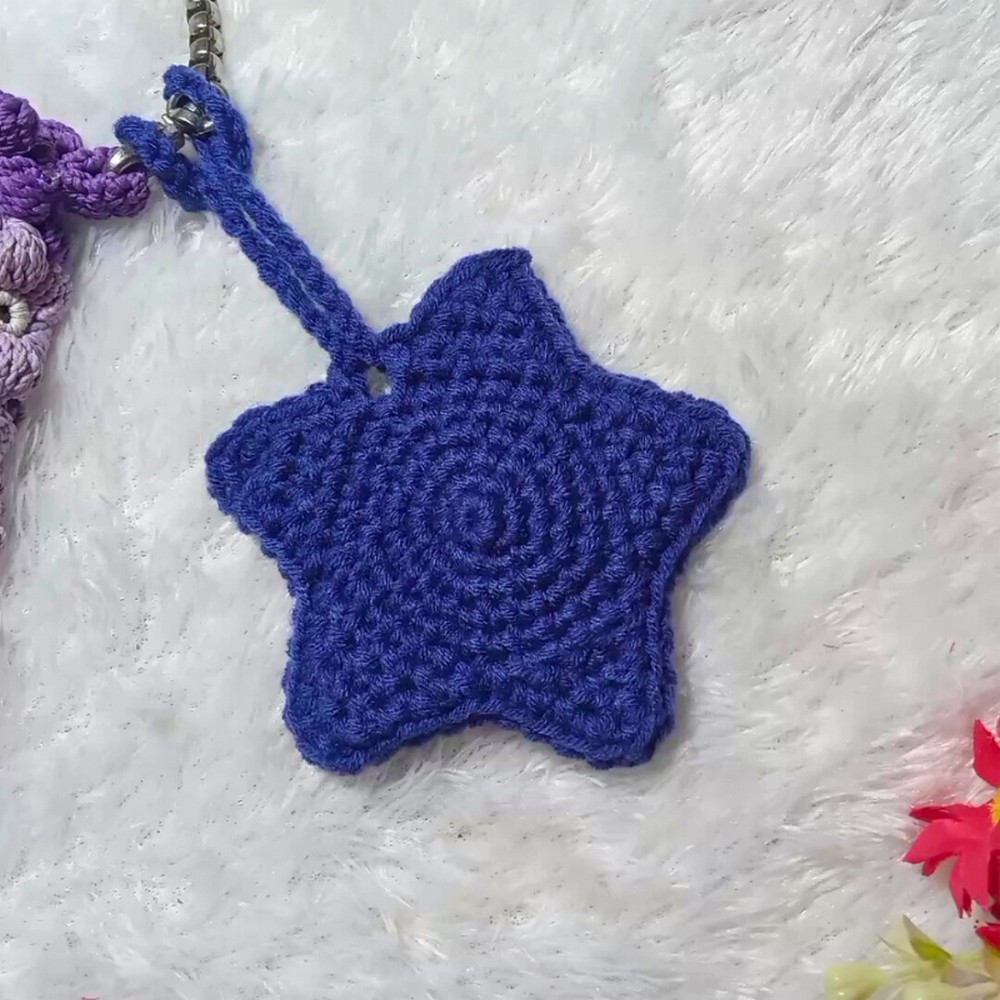 Stylish Crochet Star Bag Accessory – Step-by-Step Tutorial