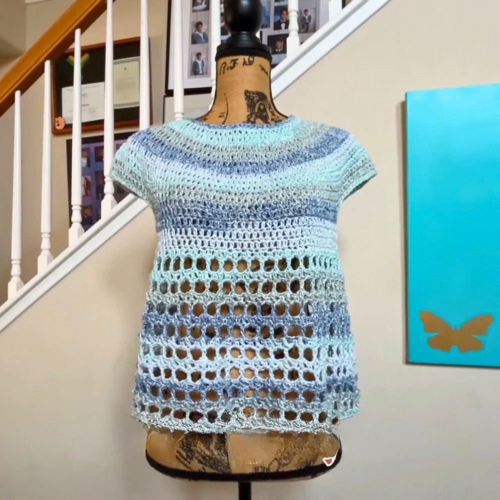Crochet a Stylish Lightweight Summer Top Pattern