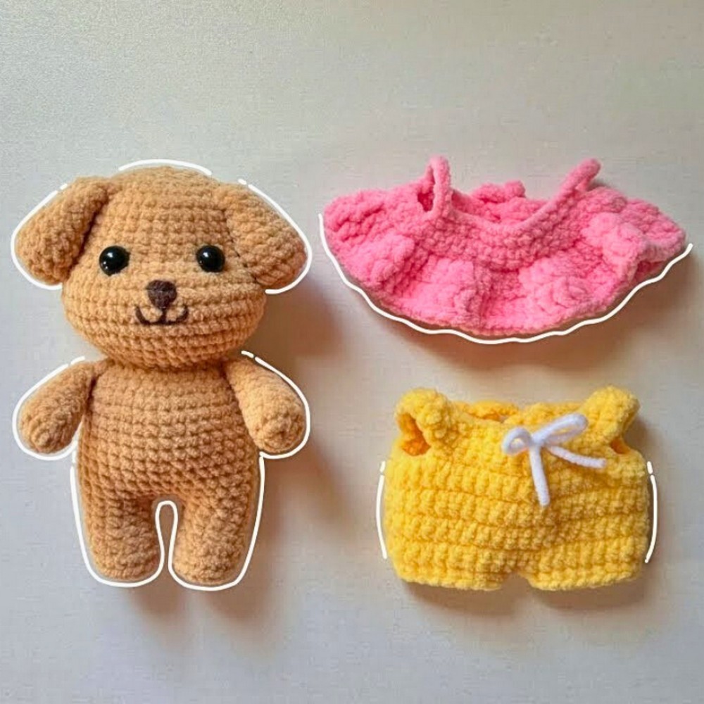 Crochet Adorable Dress-Up Puppy Dog Keychain