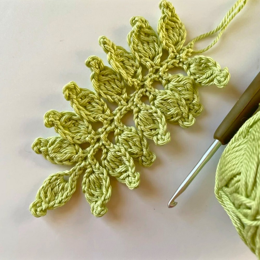 Easy Crochet Leaf Branch Pattern