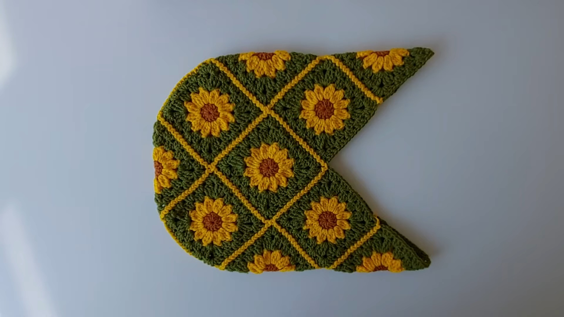 Crochet Sunflower Tote Bag Pattern