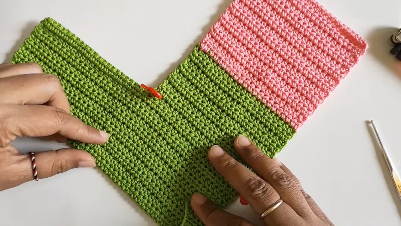 Easy& Stylish Crochet Purse Pattern For Everyone