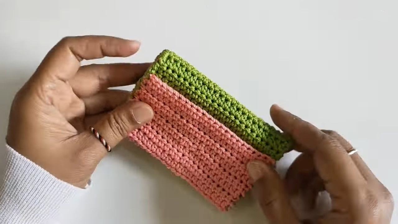 Easy& Stylish Crochet Purse Pattern For Everyone