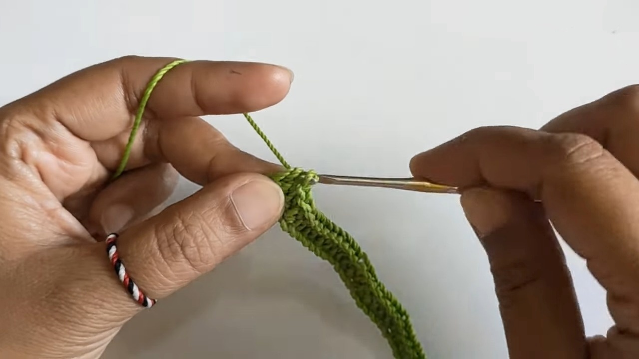 Easy& Stylish Crochet Purse Pattern For Everyone