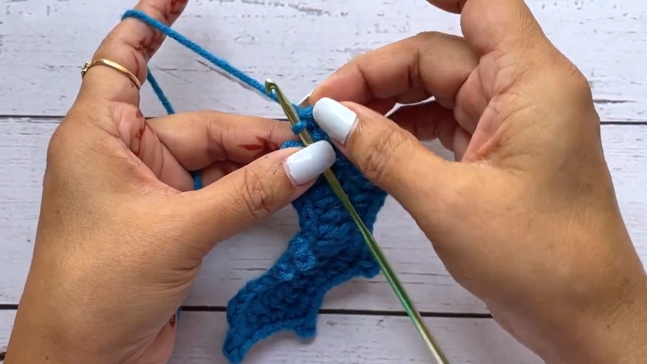 Crochet Spooky Halloween Bunting for Seasonal Festivities
