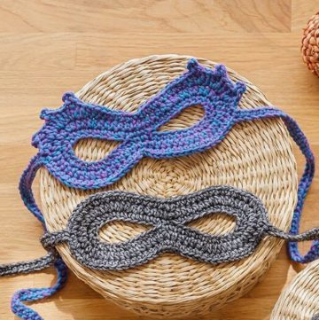 Quick and Easy Crochet Halloween Mask Pattern