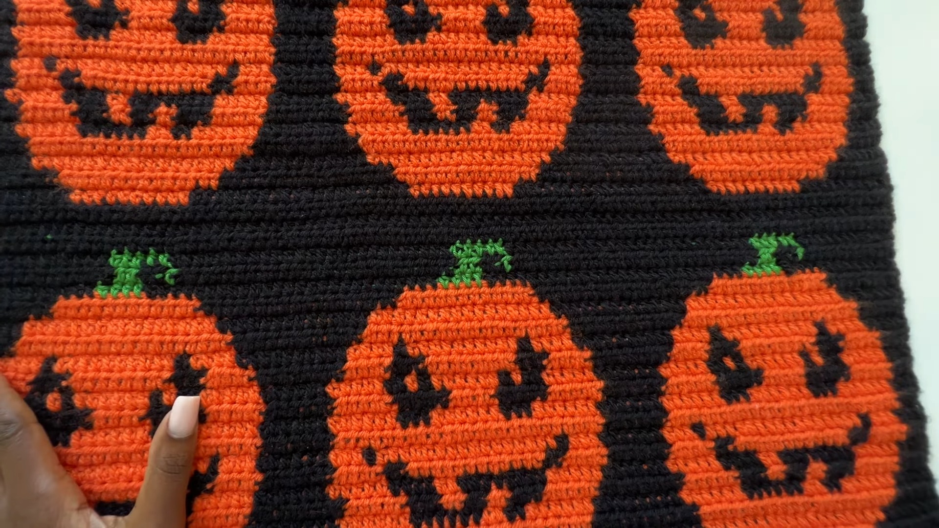 How to Crochet a Customizable Halloween Pumpkin Cardigan